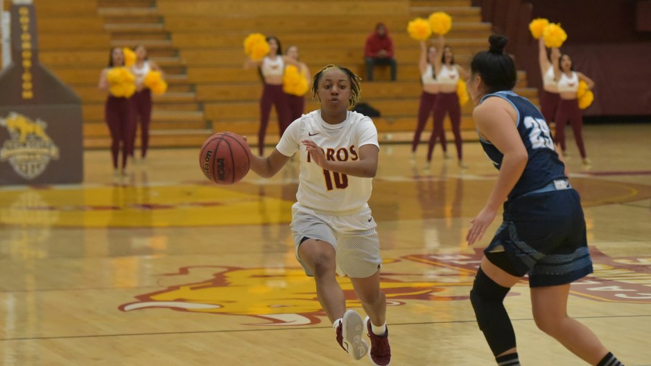 Lady Toros Come up Big at Homecoming, Even Record