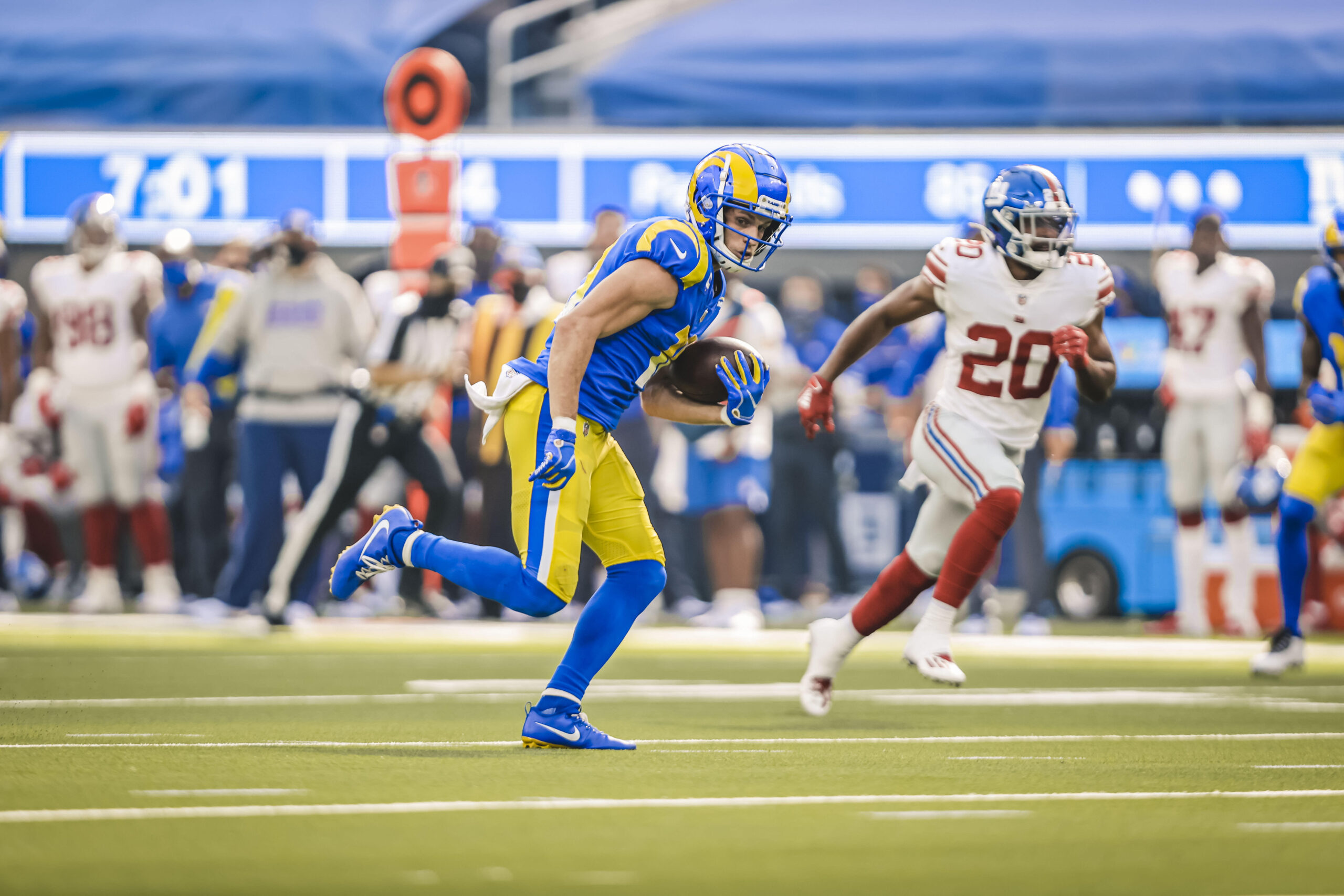 GET ON THE HORN: Rams Hang on Despite Lackluster Performance