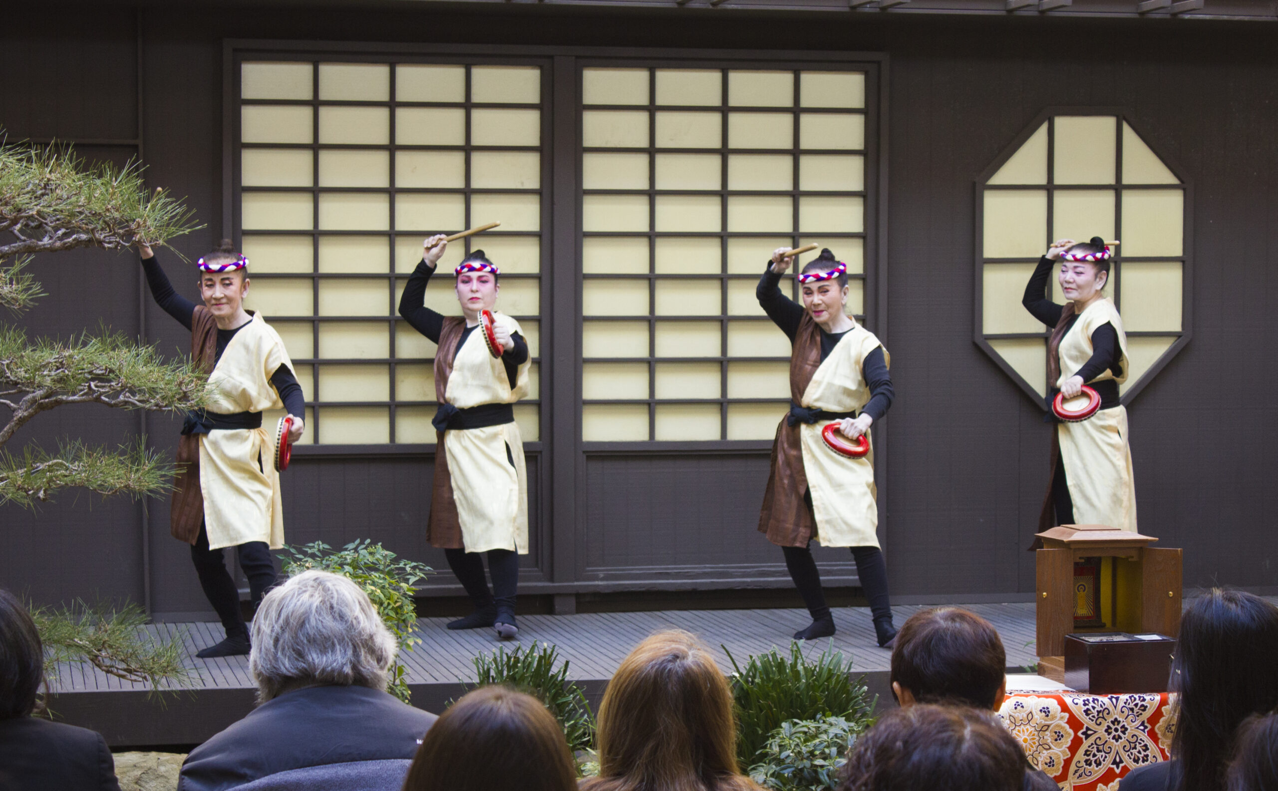 Recognizing forced sacrifice of  Japanese Americans during WWII