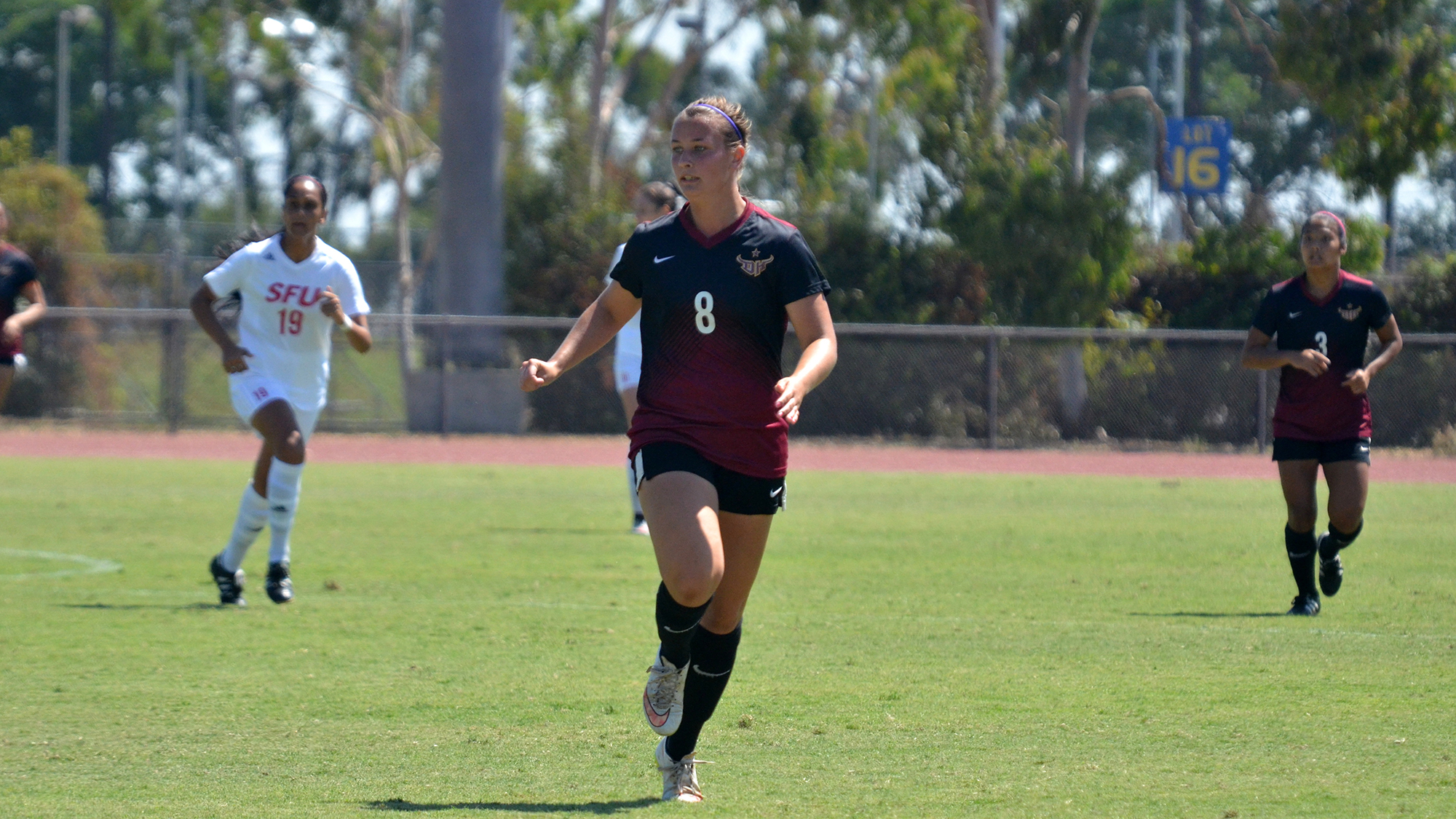 Women’s soccer falls  short after fast start