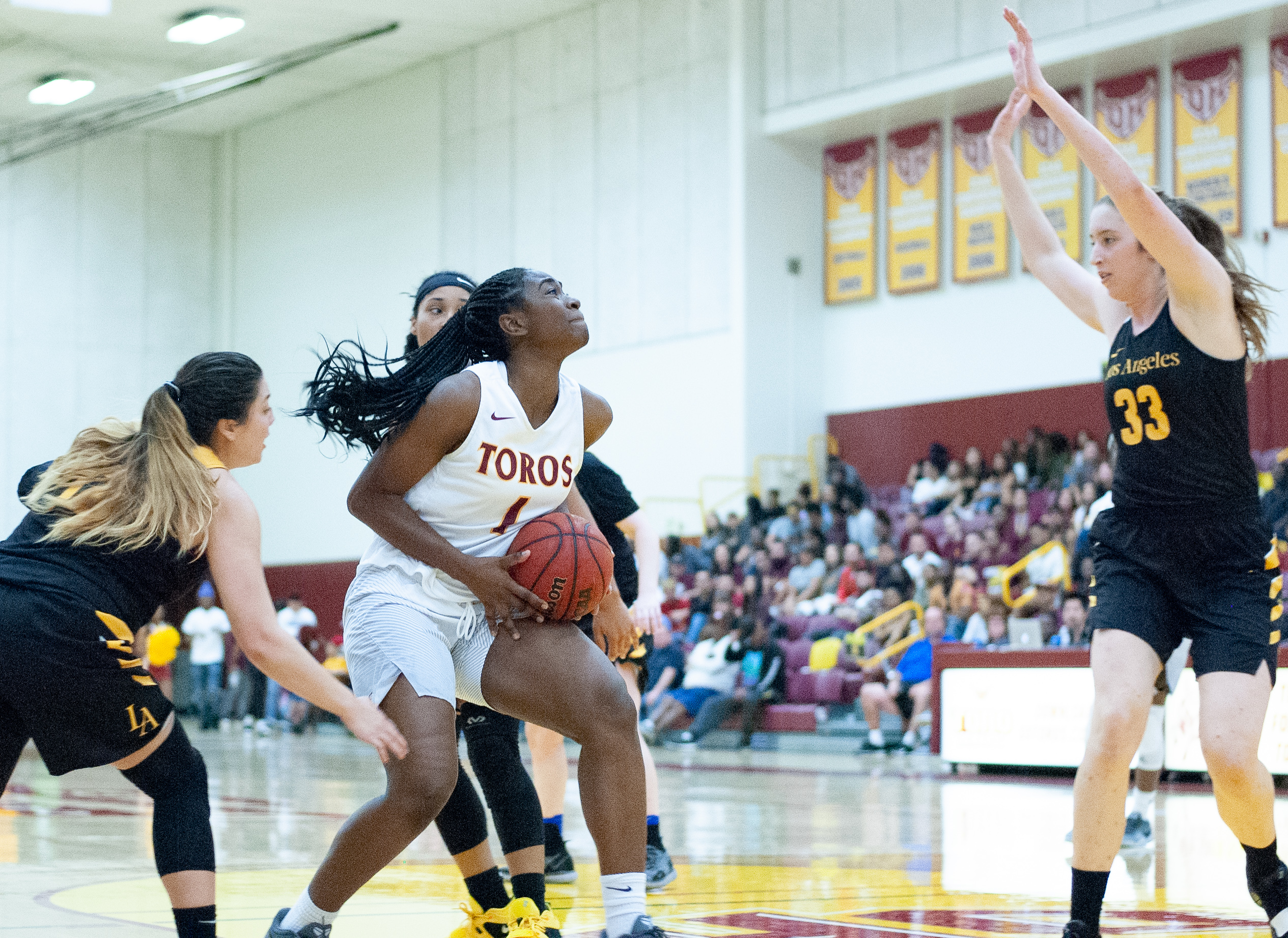 Women’s Basketball Looks to Re-capture Early Season Success on the Court