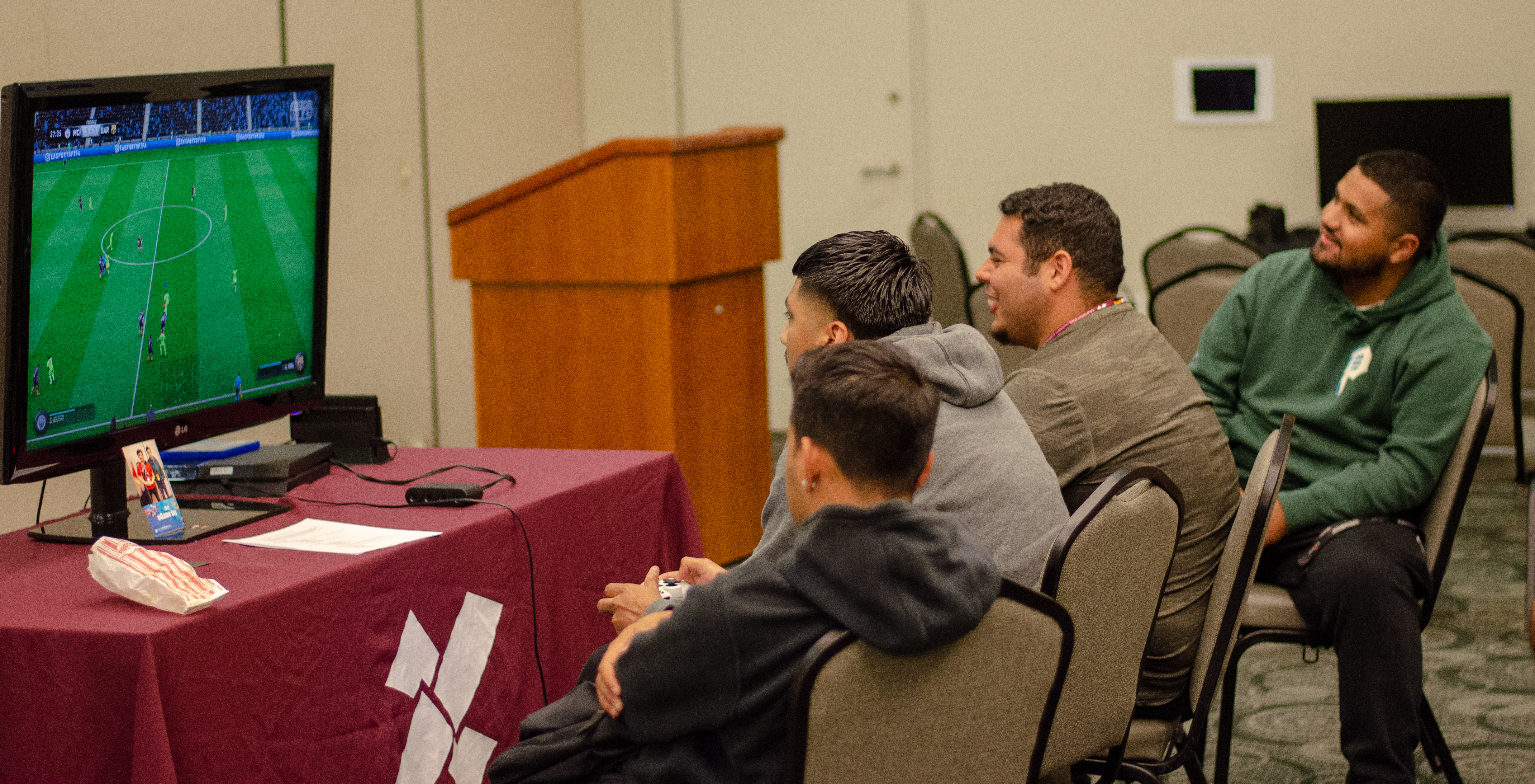 CSUDH eGame Day Smashing Success