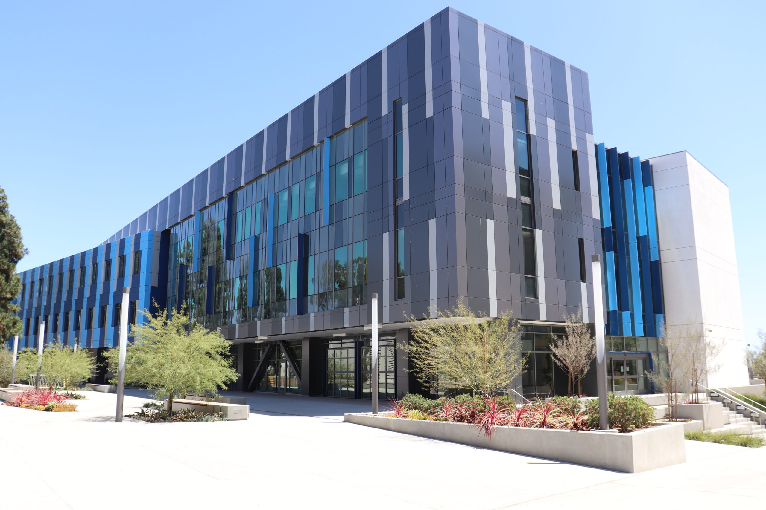 New Science Building All Dressed Up With No One to Roam