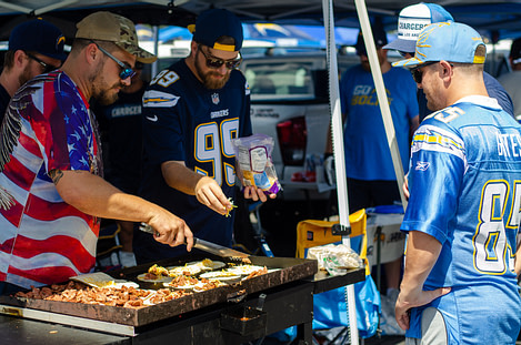 The Lightning Rod: Vintage Brady Lights Up Chargers