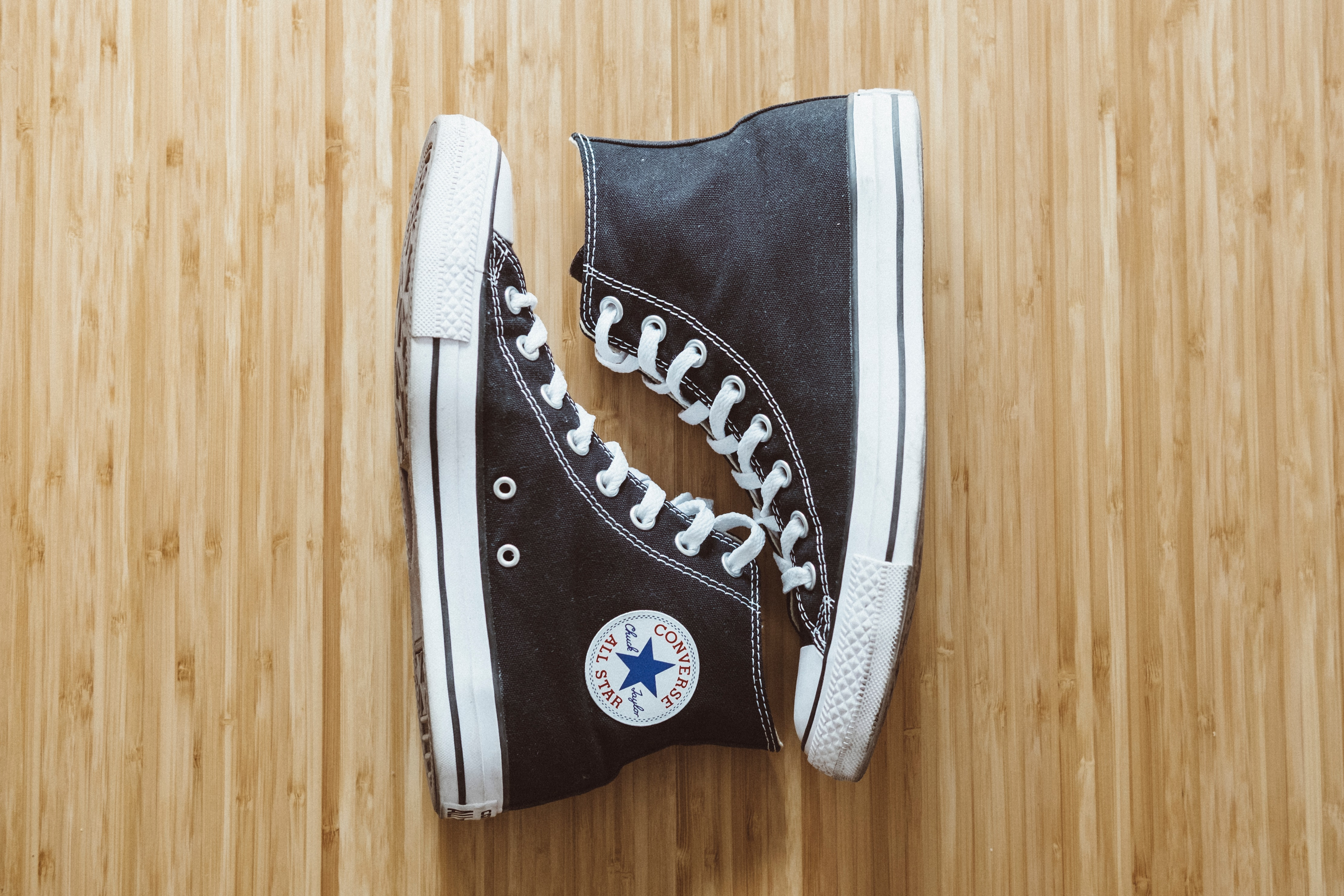 HALL OF KICKS 5 – The Historic Chuck Taylor’s