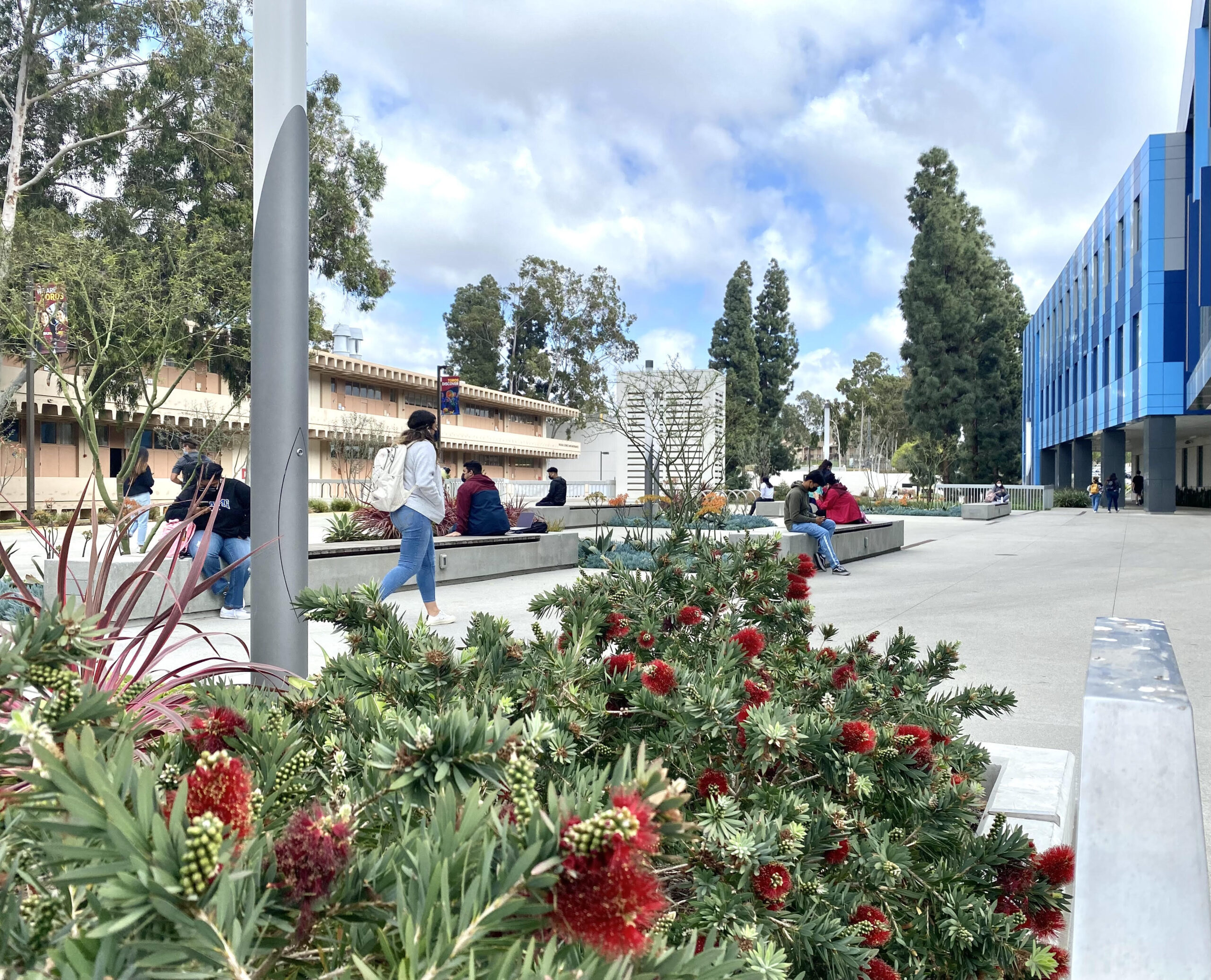 (AUDIO) CSUDH Students Roundtable Discuss Pros and Cons of Returning to Campus